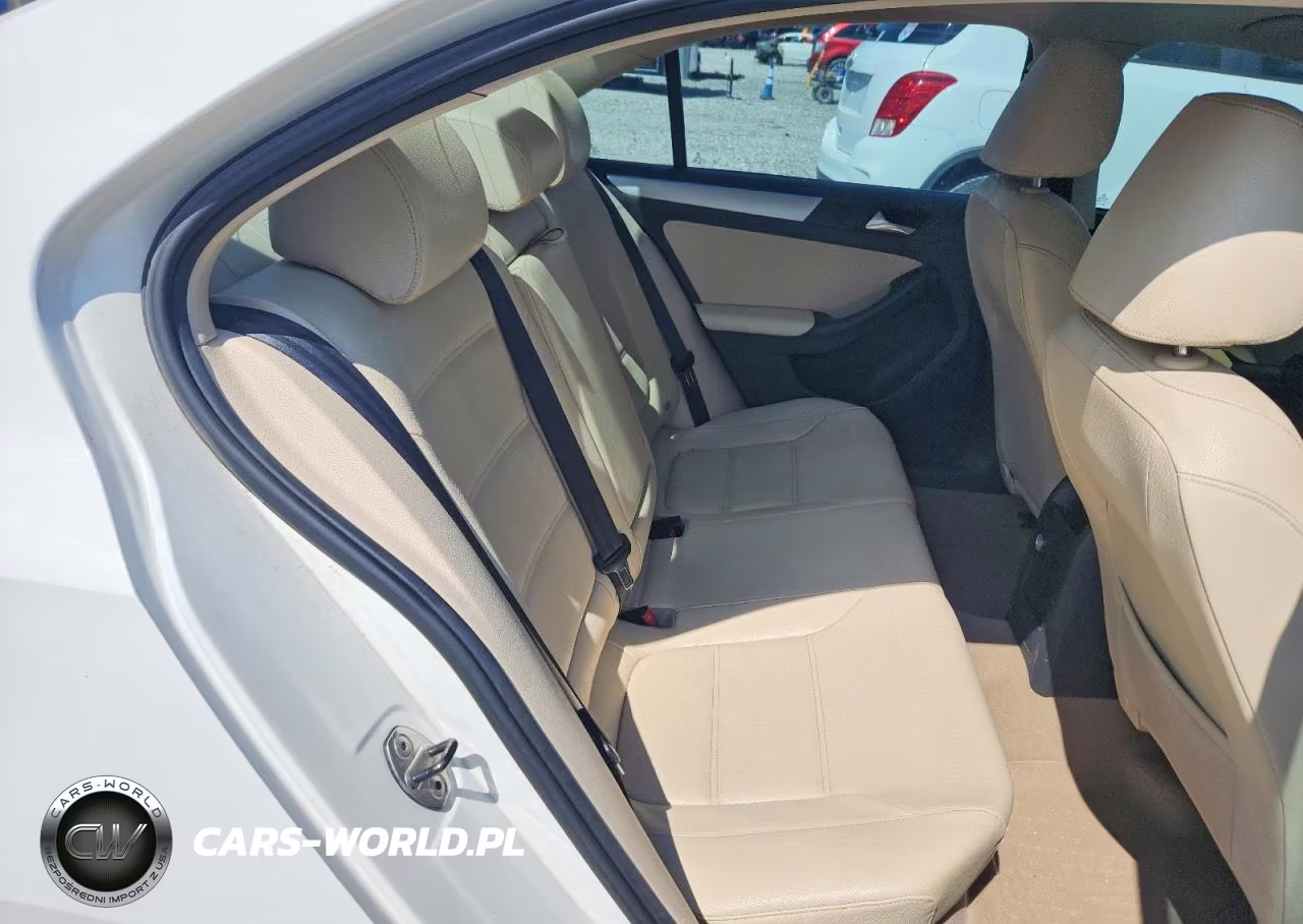 2012 Volkswagen Jetta Tdi VIN:3VWLL7AJ5CM377555 - 10