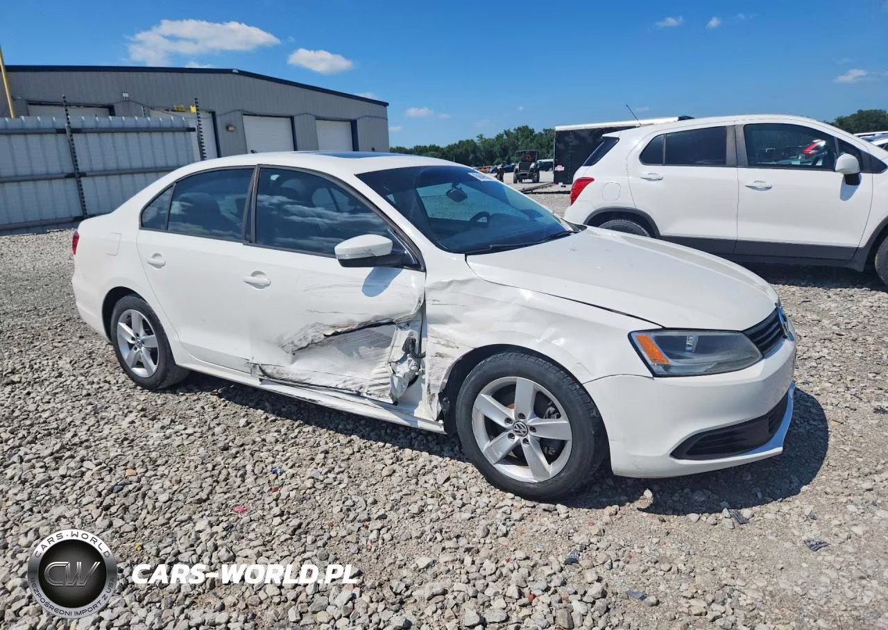 2012 Volkswagen Jetta Tdi VIN:3VWLL7AJ5CM377555 - 4