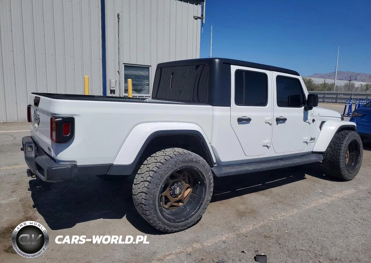 2023 Jeep Gladiator Overland VIN:1C6HJTFG5PL566130 - 3