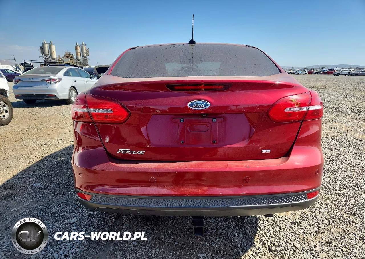 2017 Ford Focus Sel VIN:1FADP3H23HL237084 - 6