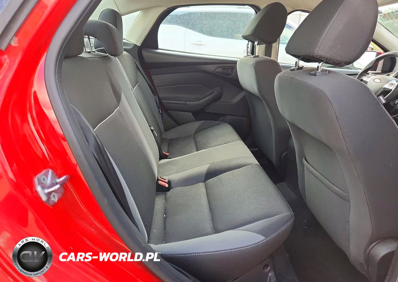2012 Ford Focus Se VIN:1FAHP3F23CL469388 - 10