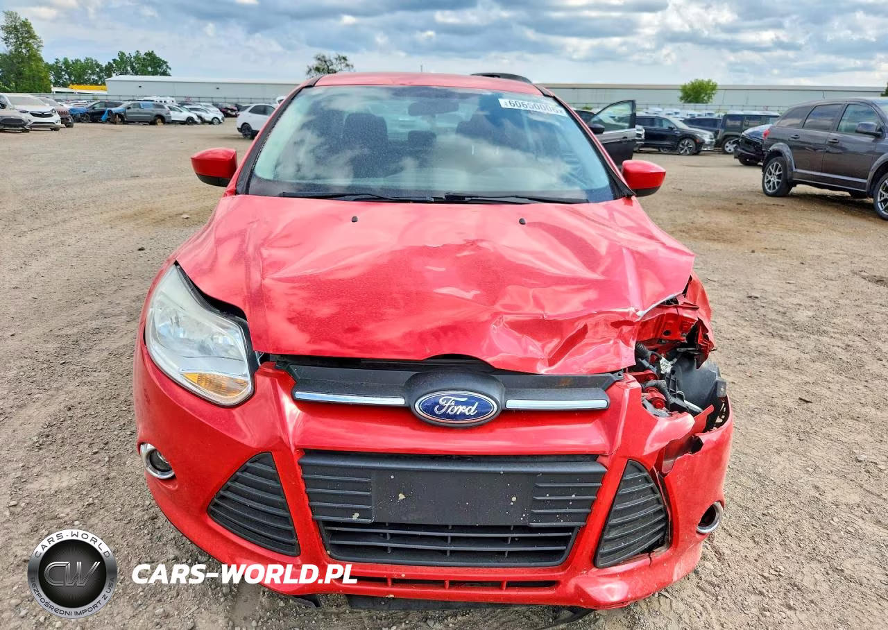 2012 Ford Focus Se VIN:1FAHP3F23CL469388 - 5