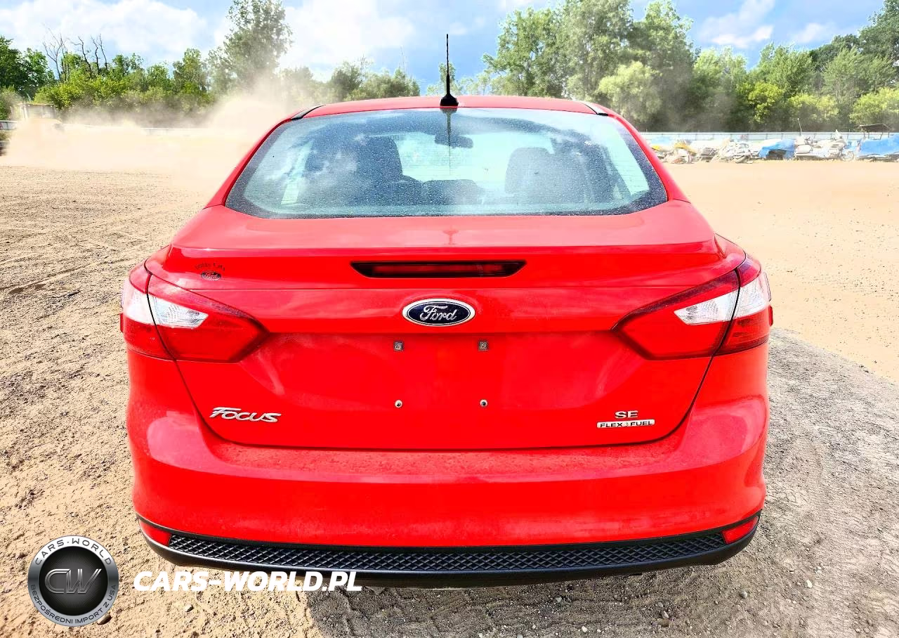 2012 Ford Focus Se VIN:1FAHP3F23CL469388 - 6