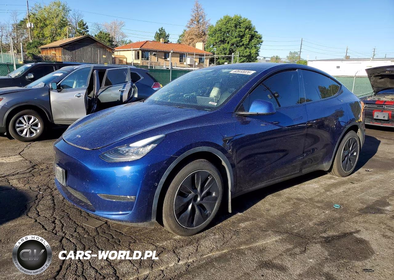 2021 Tesla Model Y VIN:5YJYGDEE7MF302192 - 1