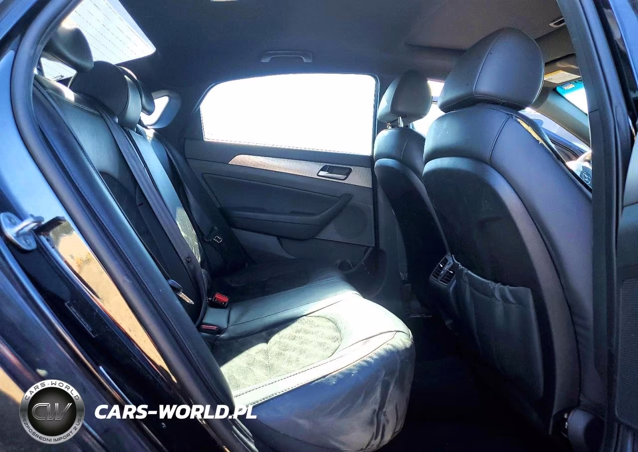 2019 Hyundai Sonata Sport VIN:5NPE34AFXKH796236 - 10