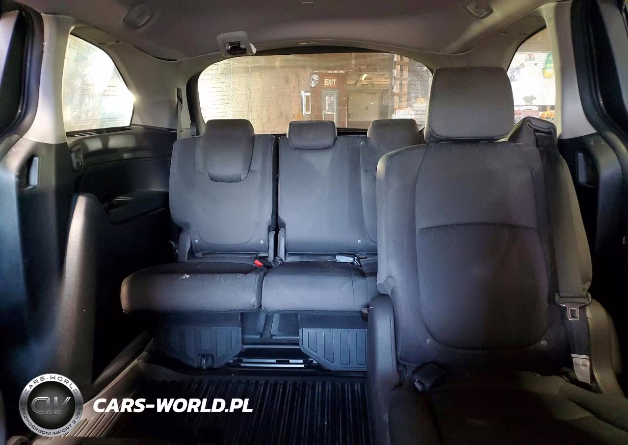 2023 Honda Odyssey Touring VIN:5FNRL6H82PB017910 - 10