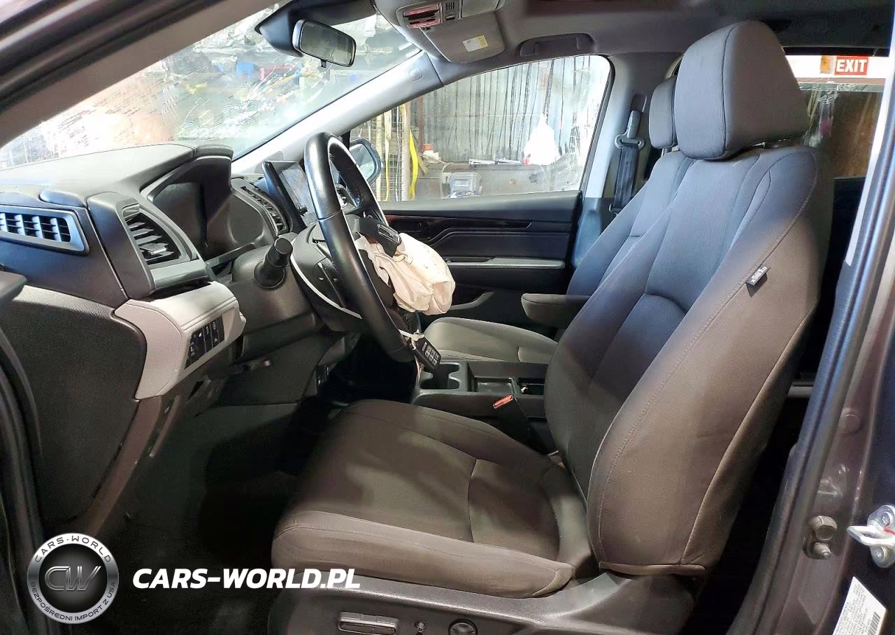 2023 Honda Odyssey Touring VIN:5FNRL6H82PB017910 - 7