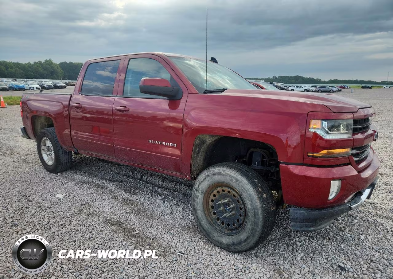 2018 Chevrolet Silverado K1500 Lt VIN:3GCUKREC1JG348230 - 4