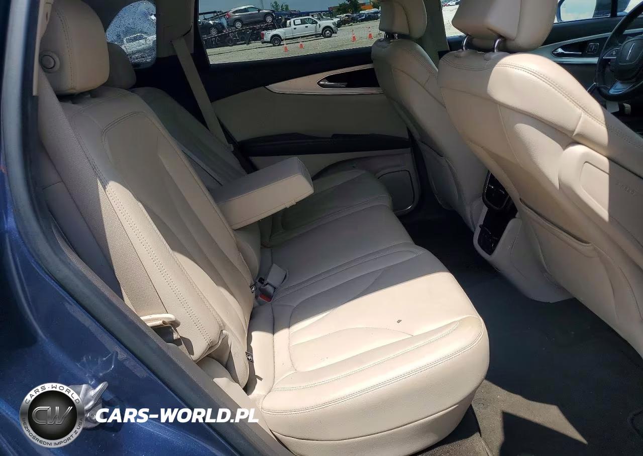 2019 Lincoln Nautilus VIN:2LMPJ6J91KBL31053 - 11