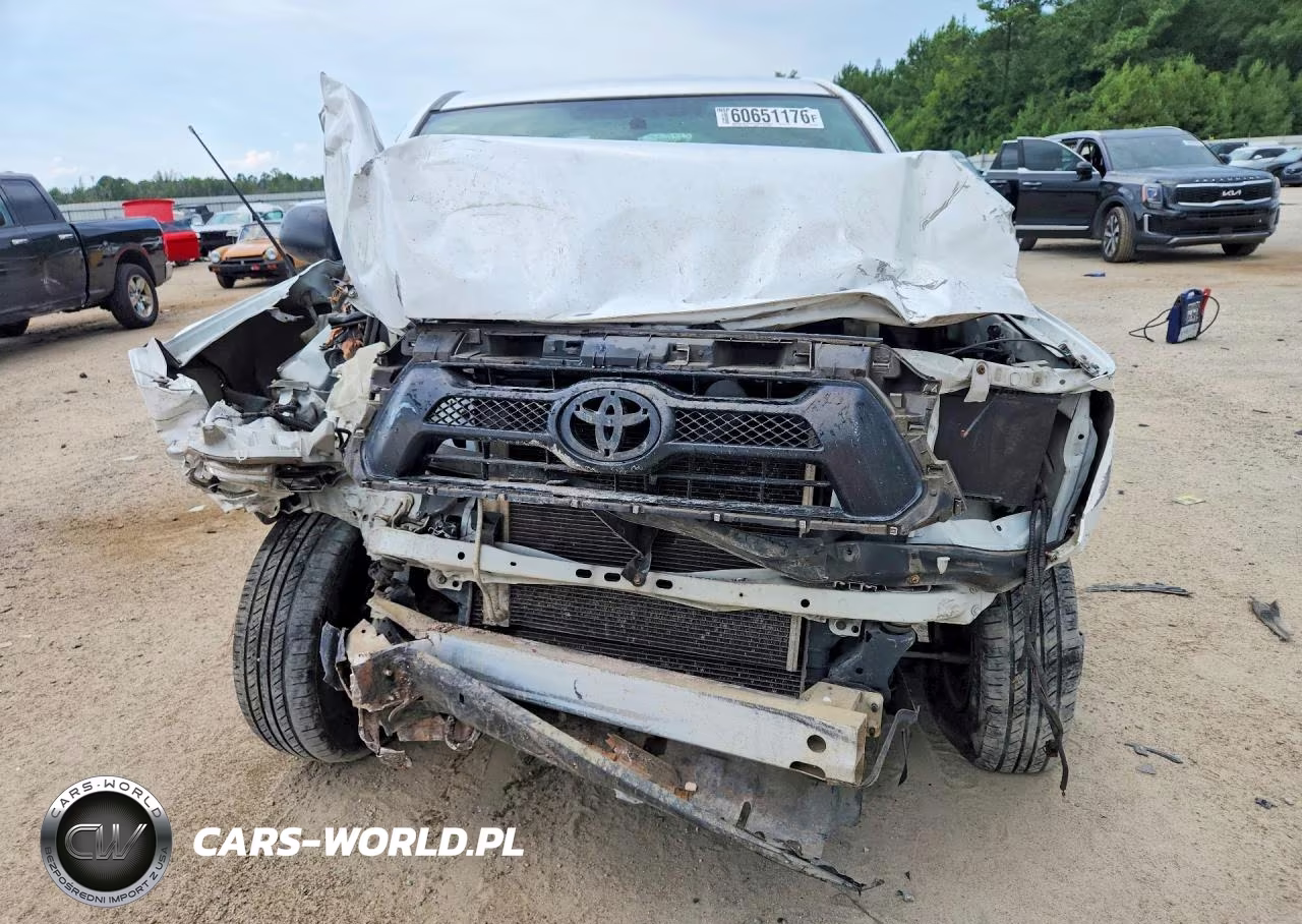 2015 Toyota Tacoma Access Cab VIN:5TFTX4CN4FX047622 - 5