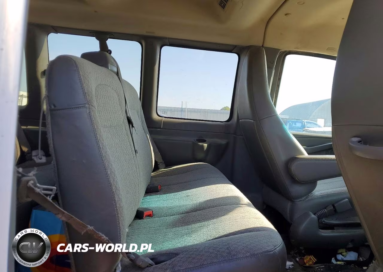 2017 Chevrolet Express G3500 Ls VIN:1GAZGLFG4H1132489 - 11