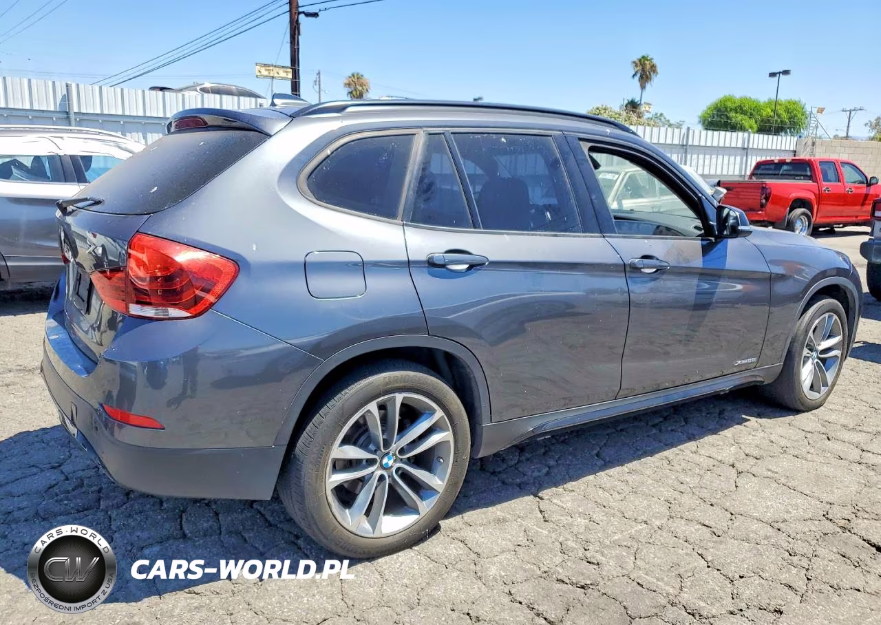 2014 BMW X1 xDrive28I VIN:WBAVL1C53EVR94953 - 3