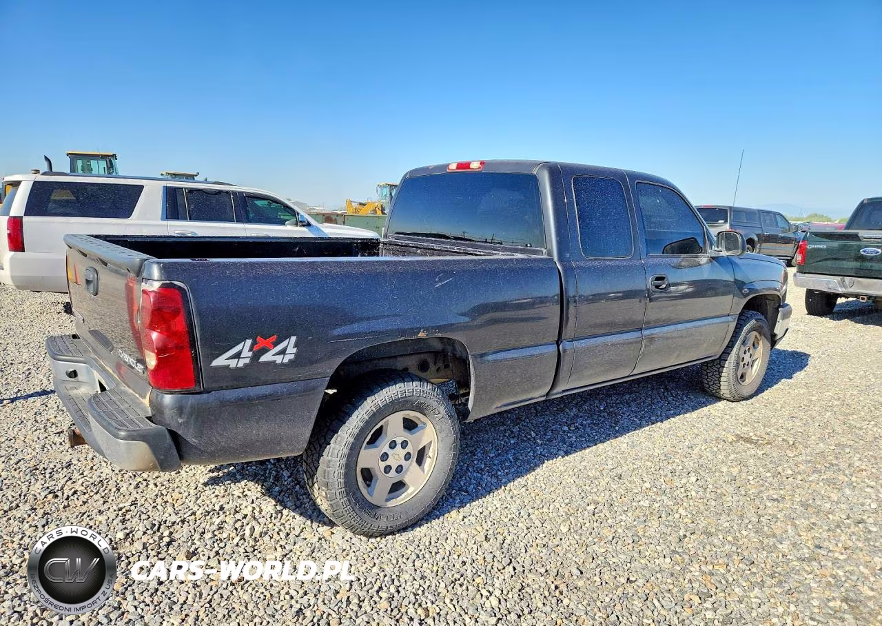 2005 Chevrolet Silverado K1500 VIN:1GCEK19Z95Z233479 - 3