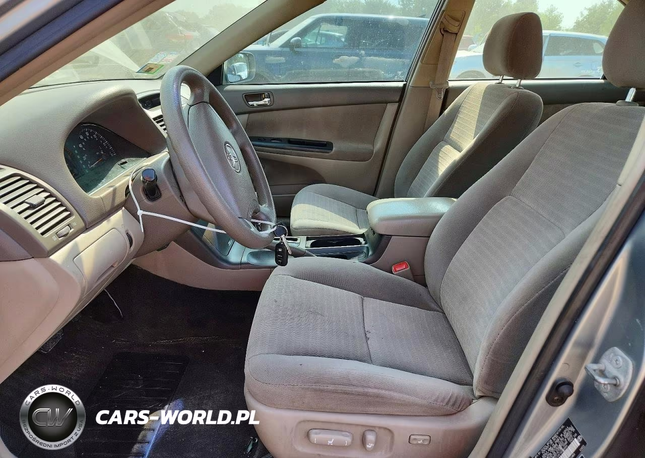 2005 Toyota Camry Le VIN:4T1BE32K15U593664 - 7