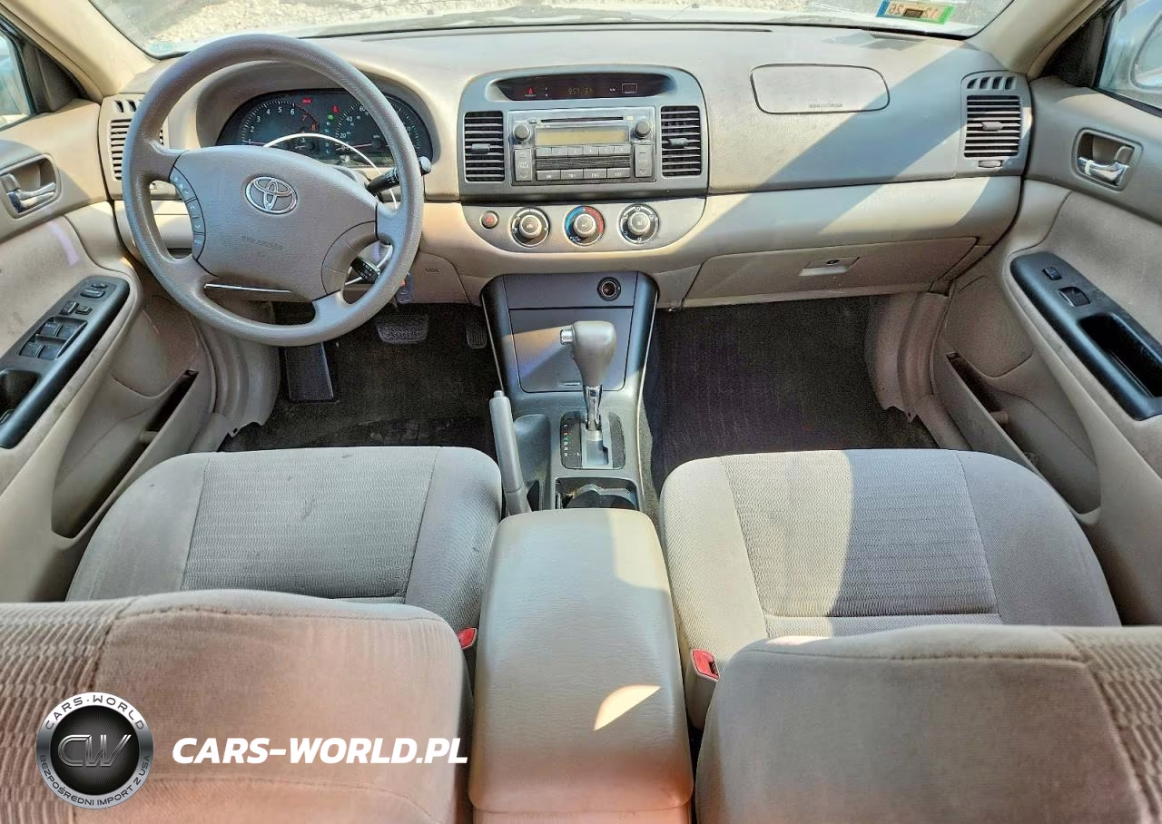 2005 Toyota Camry Le VIN:4T1BE32K15U593664 - 8
