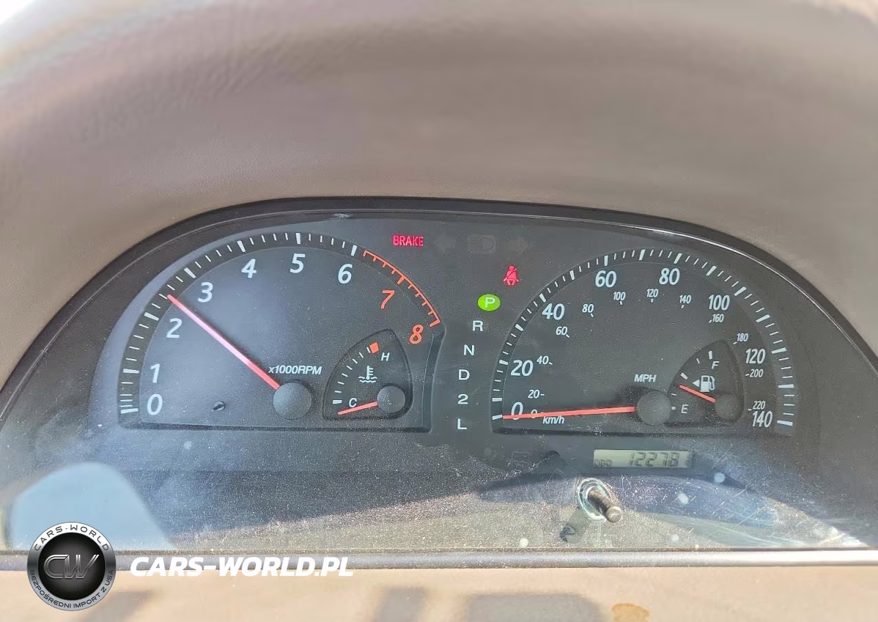 2005 Toyota Camry Le VIN:4T1BE32K15U593664 - 9