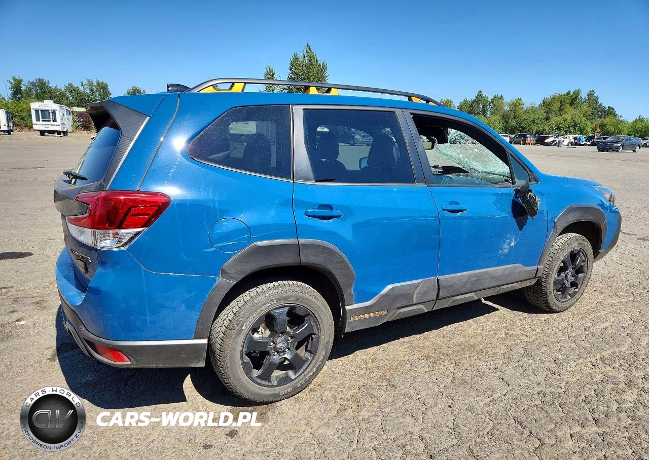 2024 Subaru Forester Wilderness VIN:JF2SKAJC5RH530157 - 3