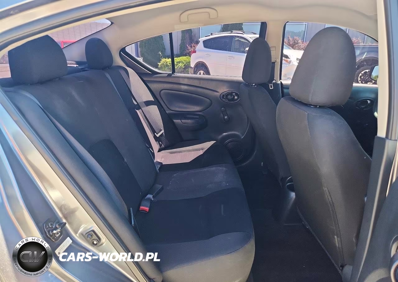 2018 Nissan Versa S Plus VIN:3N1CN7APXJL857128 - 10