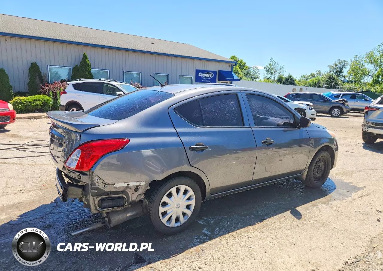 2018 Nissan Versa S Plus VIN:3N1CN7APXJL857128 - 3