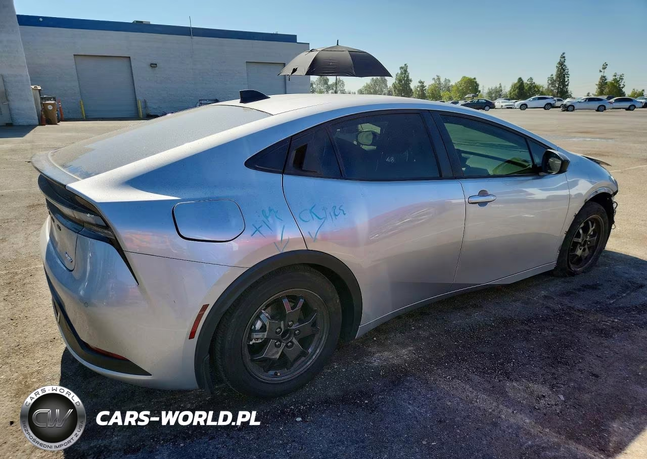 2026 Toyota Prius Plug-In Hybrid Se VIN:JTDACACUXT3056112 - 3