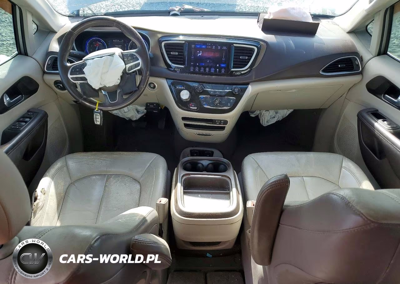 2017 Chrysler Pacifica Touring L VIN:2C4RC1BG6HR553087 - 8