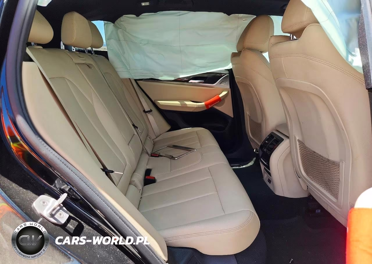2020 BMW X3 Sdrive30I VIN:5UXTY3C09LLE55257 - 11
