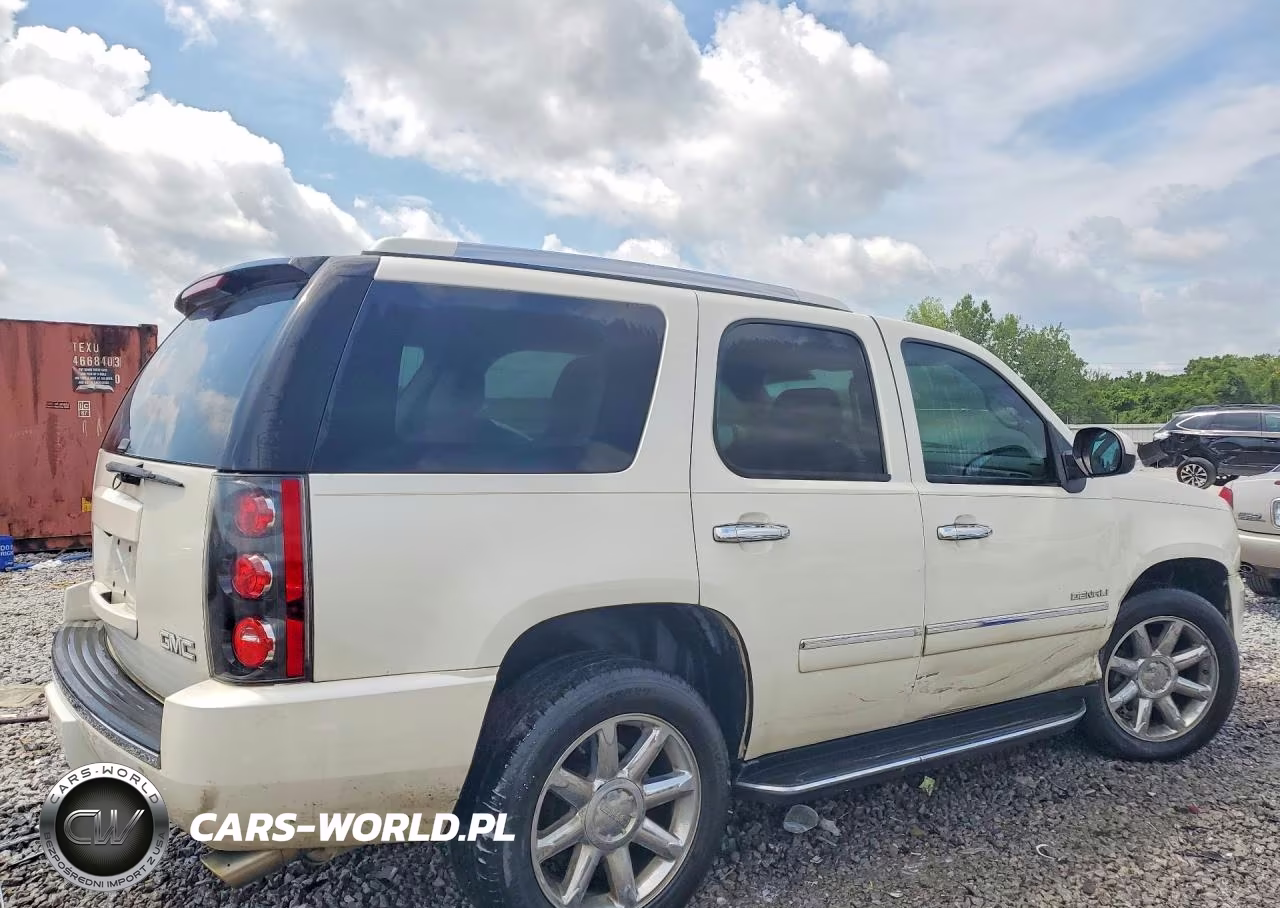 2012 GMC Yukon Denali VIN:1GKS2EEF2CR133439 - 3