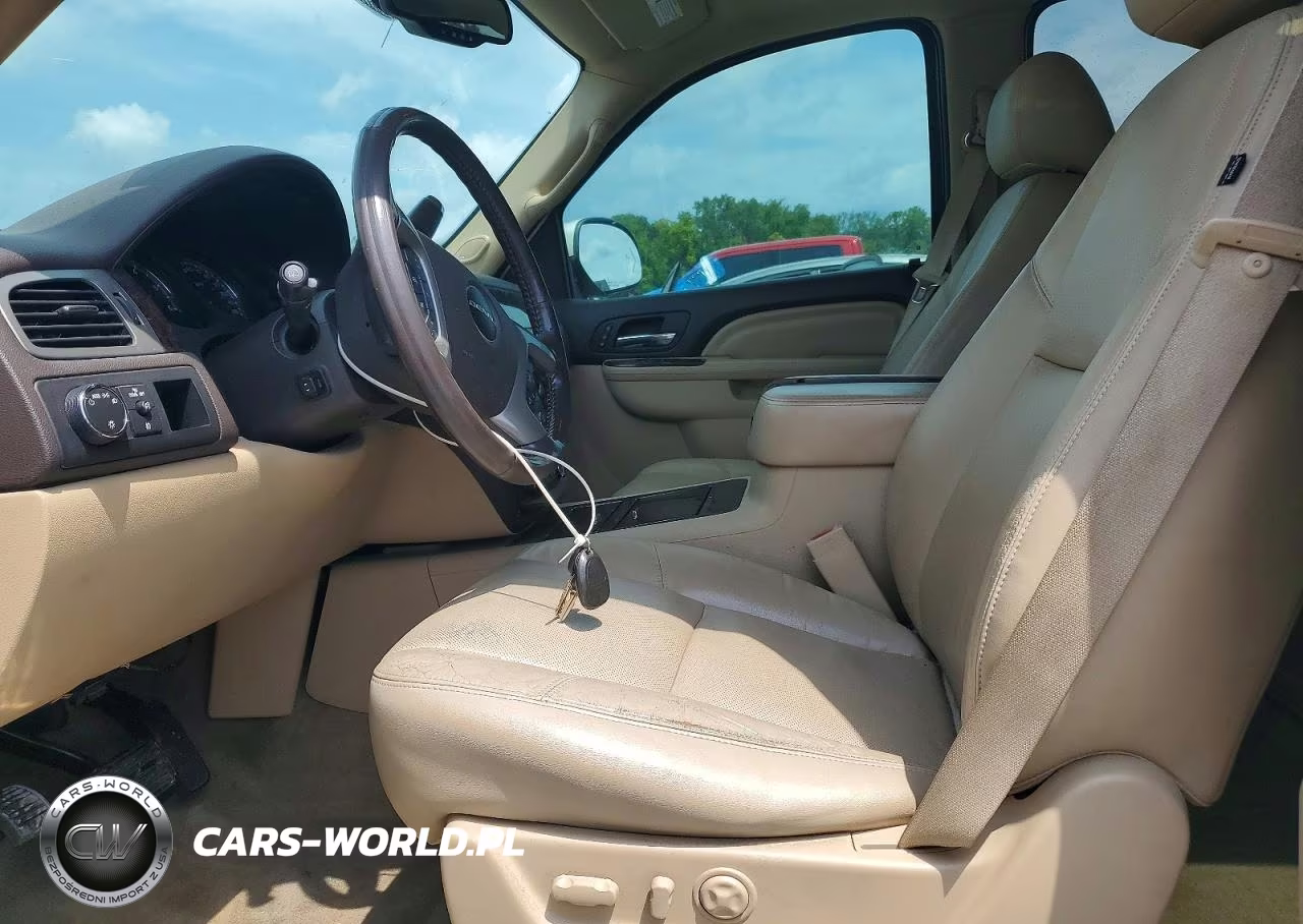 2012 GMC Yukon Denali VIN:1GKS2EEF2CR133439 - 7