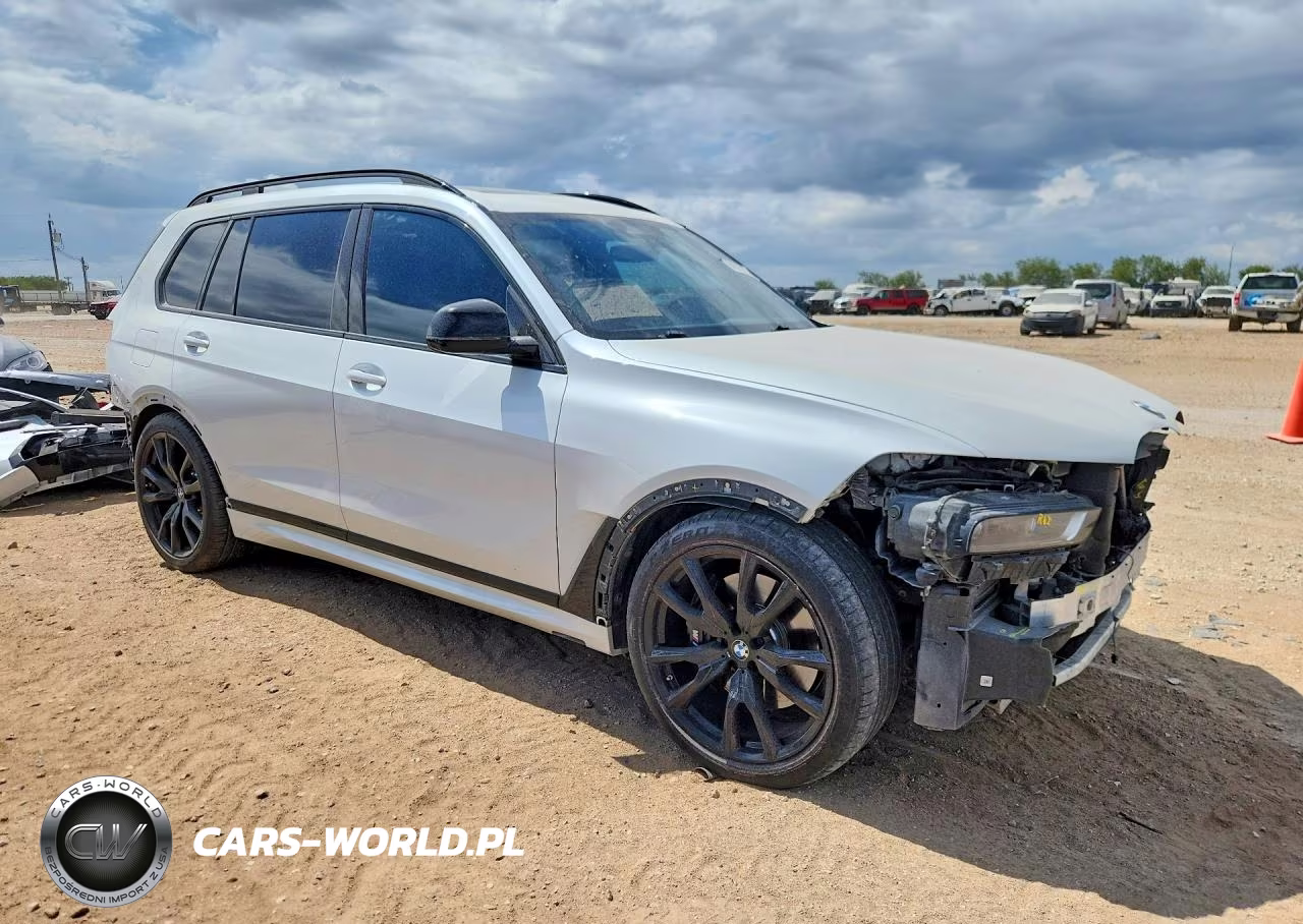 2024 BMW X7 xDrive40I VIN:5UX23EM0XR9S52918 - 4