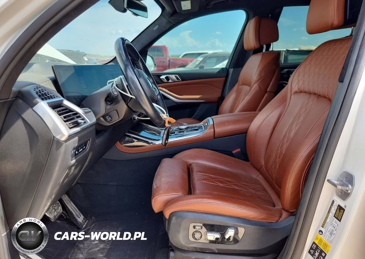 2024 BMW X7 xDrive40I VIN:5UX23EM0XR9S52918 - 7