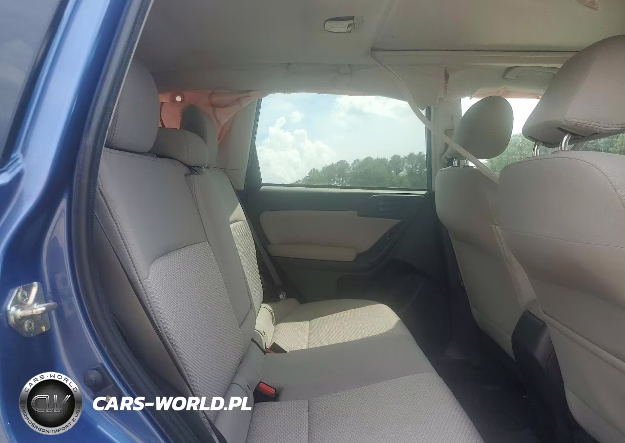2018 Subaru Forester VIN:JF2SJAGCXJH611265 - 10