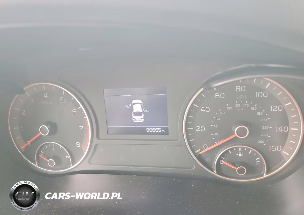 2019 Kia Optima Lx VIN:5XXGT4L35KG351586 - 9