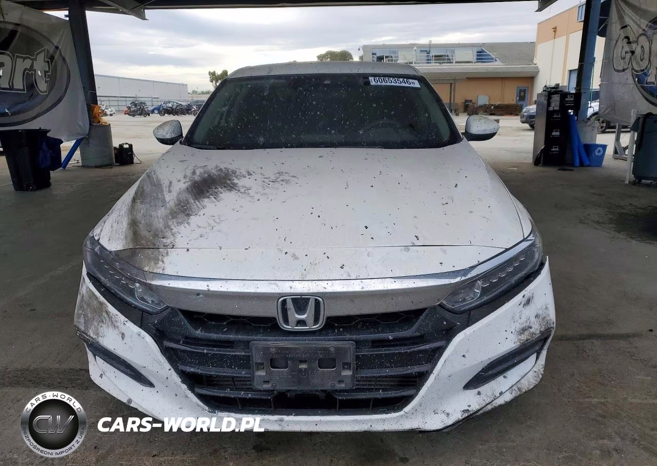 2018 Honda Accord Lx VIN:1HGCV1F14JA213583 - 5
