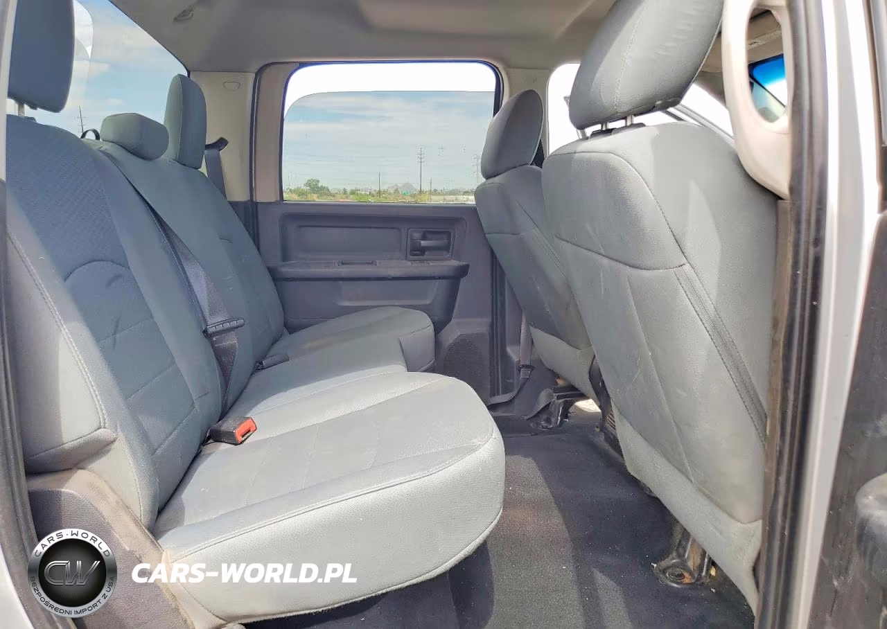 2016 Ram 1500 Tradesman VIN:3C6RR6KTXGG217253 - 10