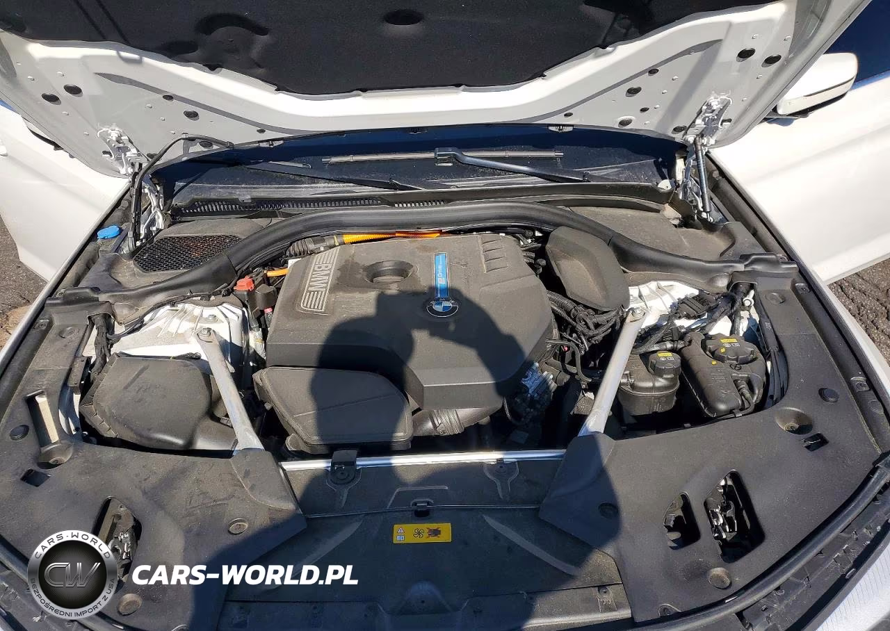 2019 BMW 530Xe VIN:WBAJB1C59KB375580 - 11