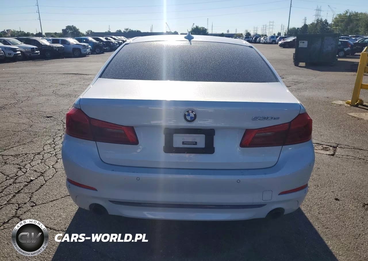 2019 BMW 530Xe VIN:WBAJB1C59KB375580 - 6