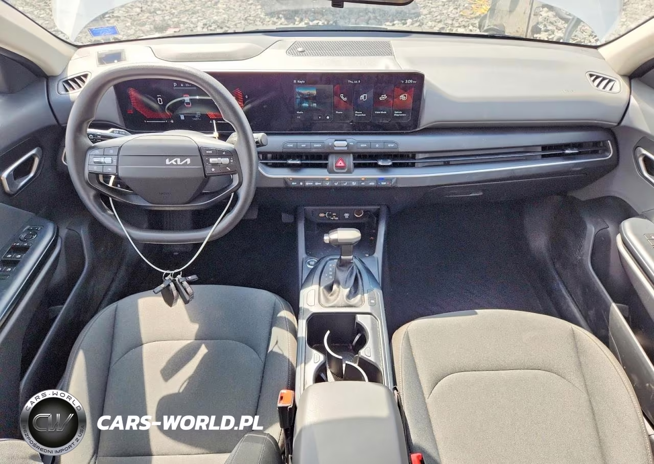 2025 Kia K4 Lx VIN:3KPFT4DE9SE147247 - 8