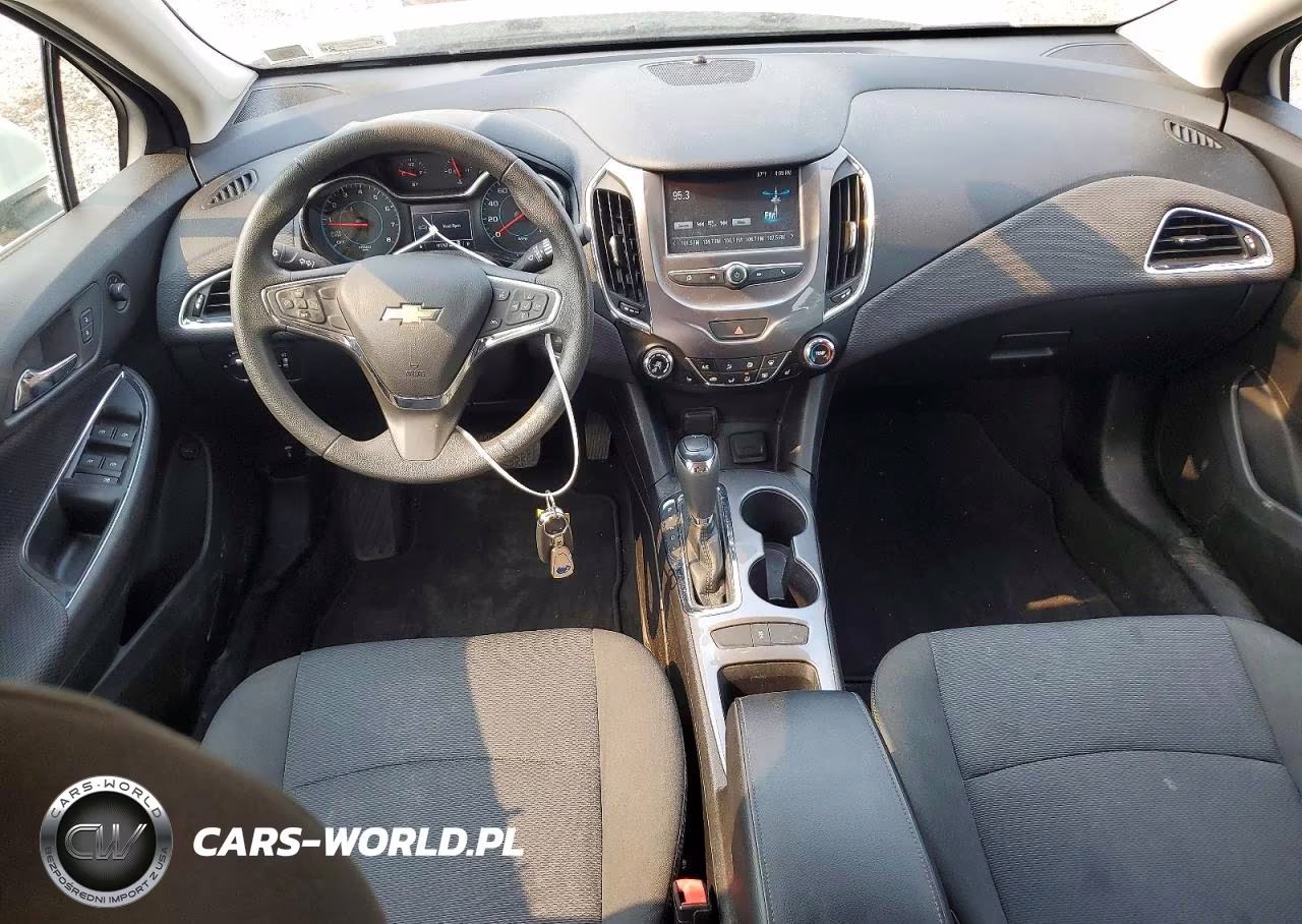 2018 Chevrolet Cruze Lt Auto VIN:1G1BE5SM0J7184560 - 8