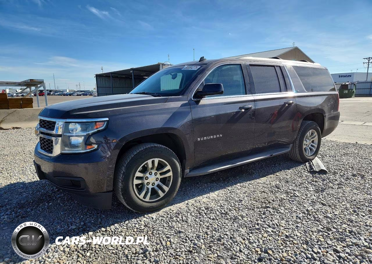 2015 Chevrolet Suburban K1500 Ls – zdjęcie 1 z 13