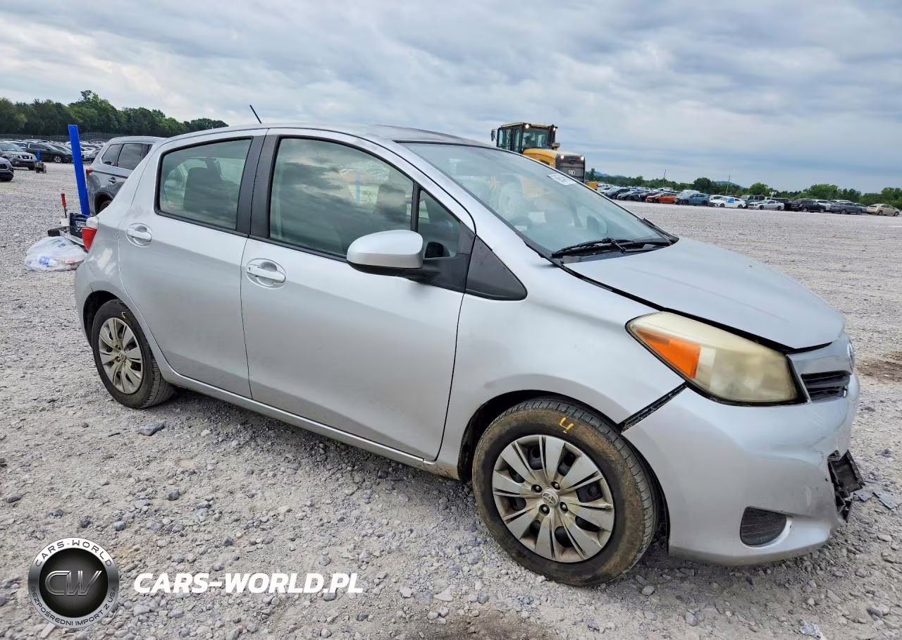 2012 Toyota Yaris 5-Door Le VIN:JTDKTUD32CD517437 - 4