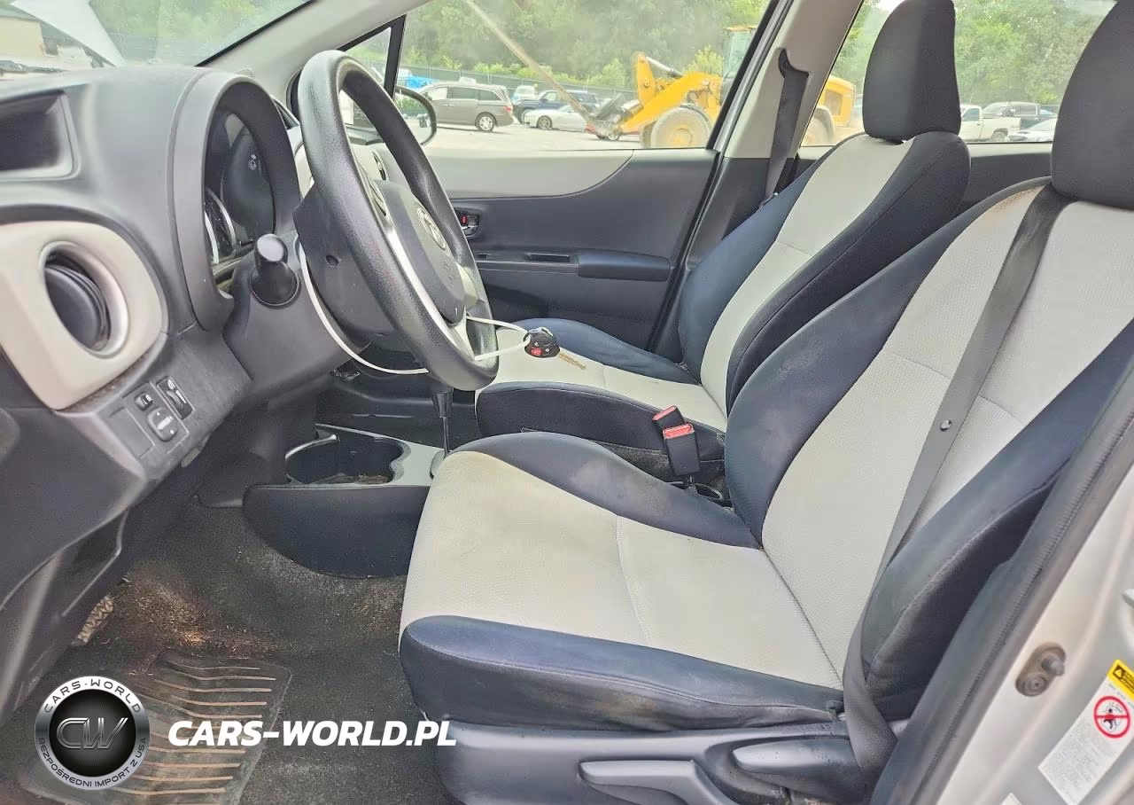2012 Toyota Yaris 5-Door Le VIN:JTDKTUD32CD517437 - 7