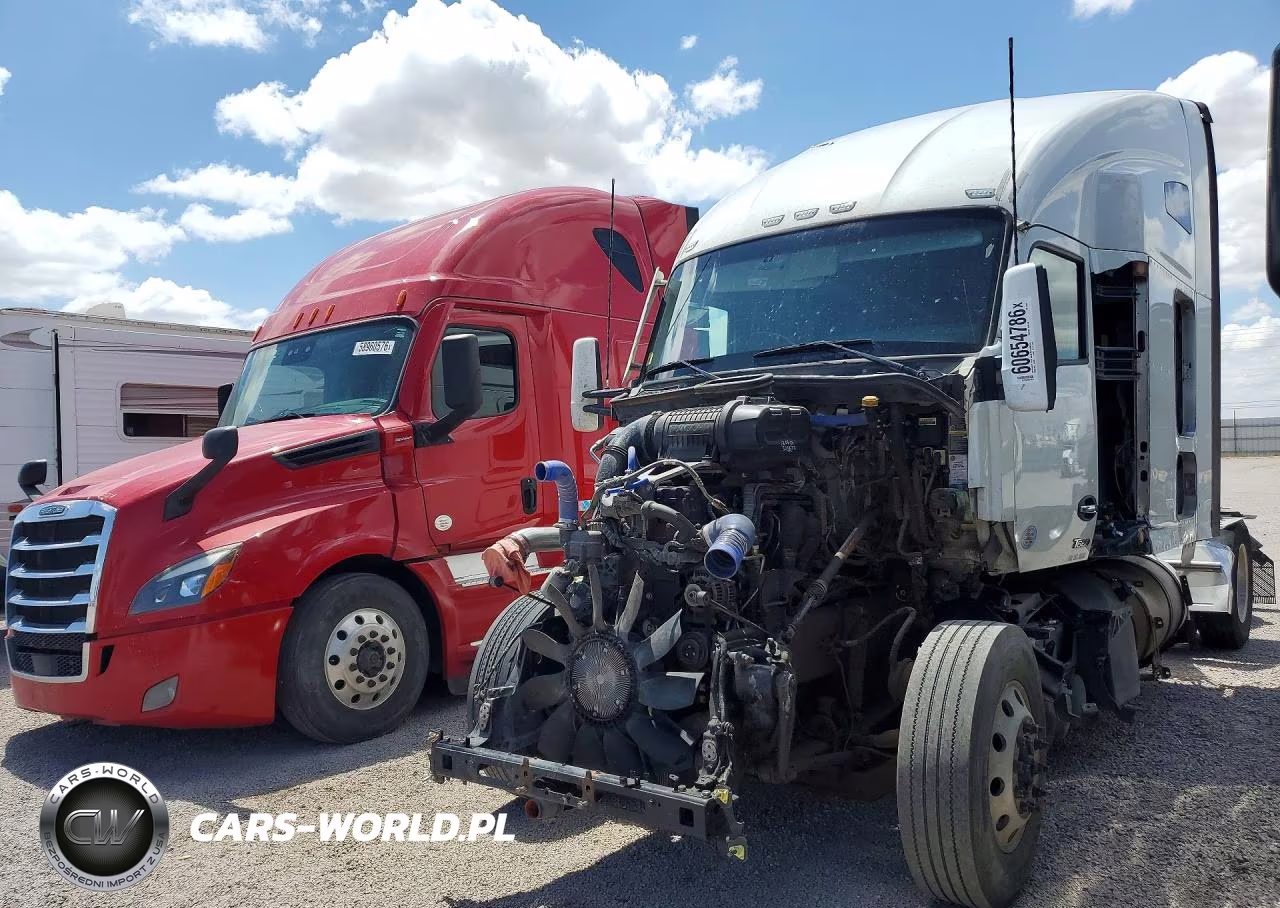 2023 Kenworth T680 Semi Truck