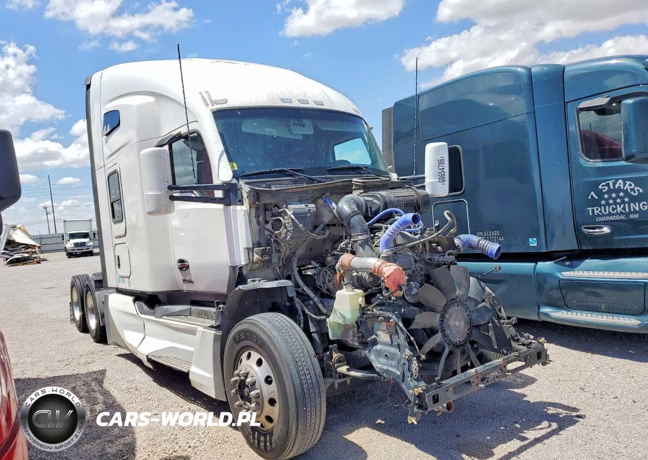 2023 Kenworth T680 Semi Truck VIN:1XKYDP9X7PJ236430 - 4