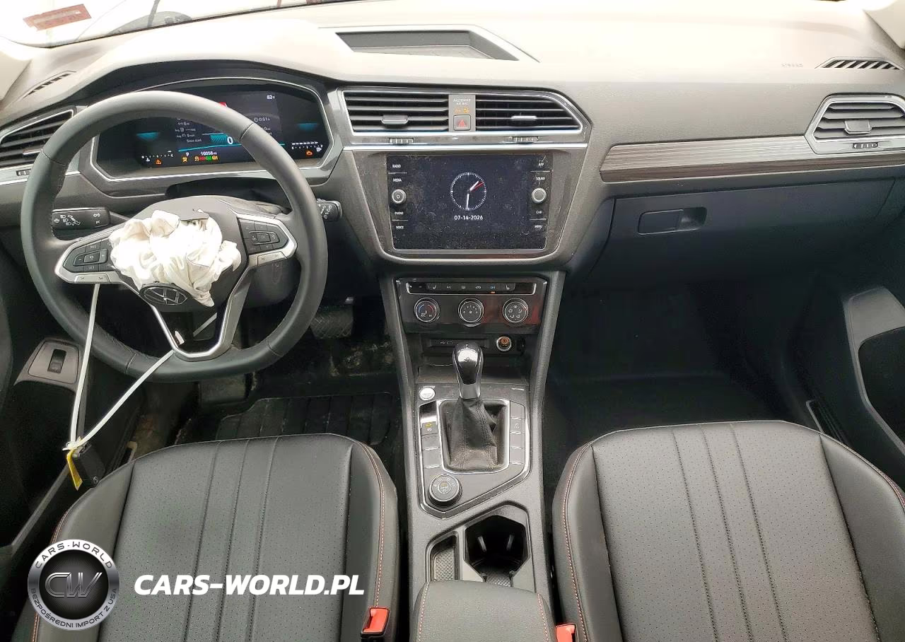 2024 Volkswagen Tiguan Wolfsburg VIN:3VVAB7AX2RM233828 - 8