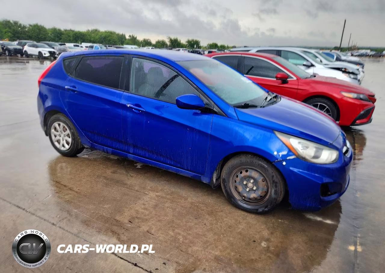 2013 Hyundai Accent Gs VIN:KMHCT5AE1DU108200 - 4