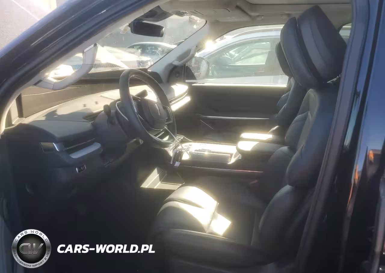 2025 Lincoln Navigator Reserve VIN:5LMJJ2LG2SEL04130 - 7