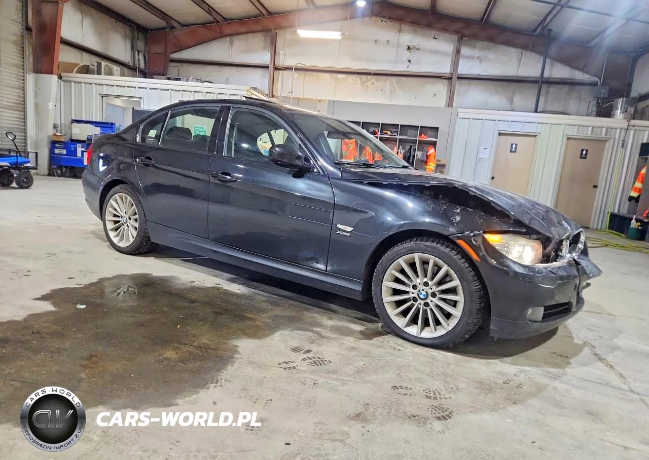 2011 BMW 328 Xi VIN:WBAPK7C50BA463601 - 4