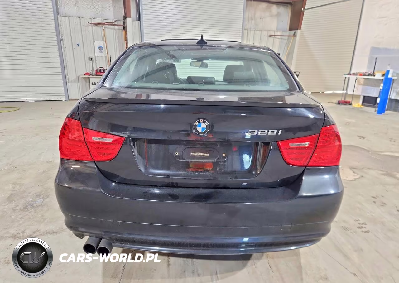 2011 BMW 328 Xi VIN:WBAPK7C50BA463601 - 6