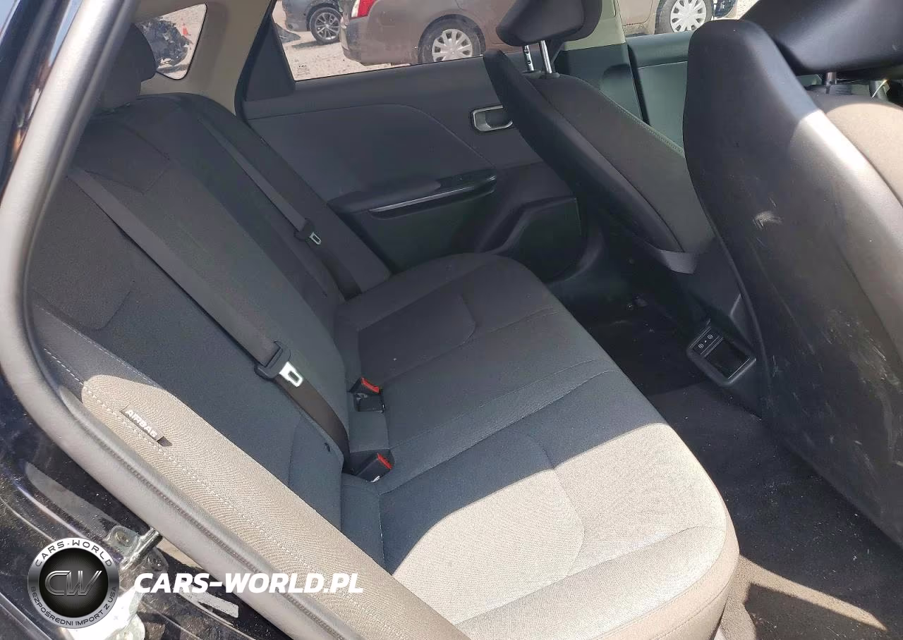 2025 Kia K4 Lxs VIN:3KPFT4DE4SE234439 - 10