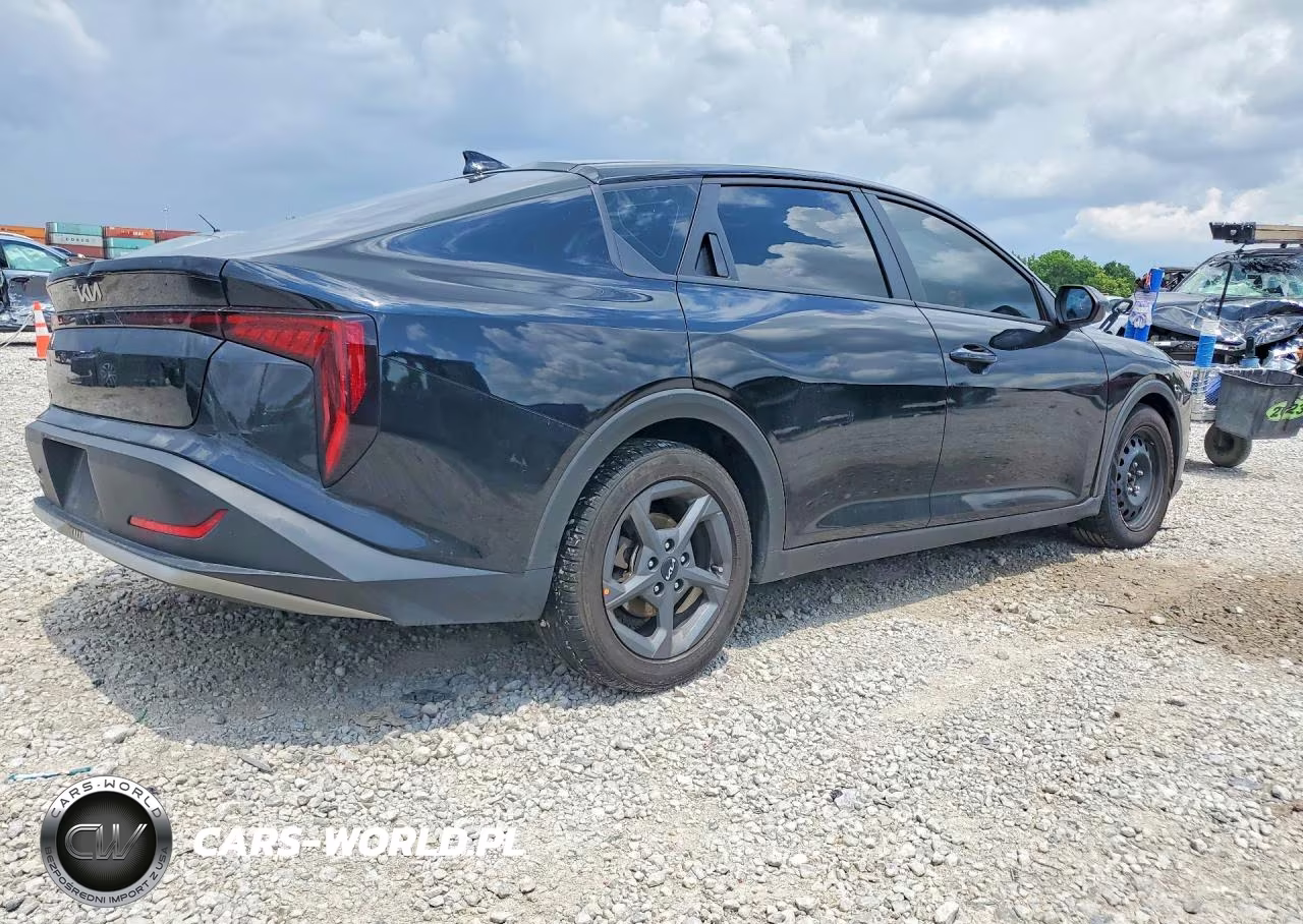 2025 Kia K4 Lxs VIN:3KPFT4DE4SE234439 - 3